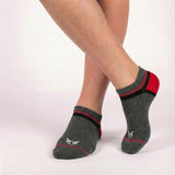 Men’s Contrast Heel Sport No Show Socks – Geometric Wolf Edition
