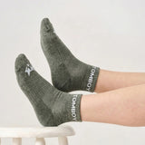 Men’s Essential Solid Low Ankle Socks – Tomboy Edition