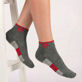 Men’s Grid Tech Sole Low Ankle Socks – Geometric Wolf Edition