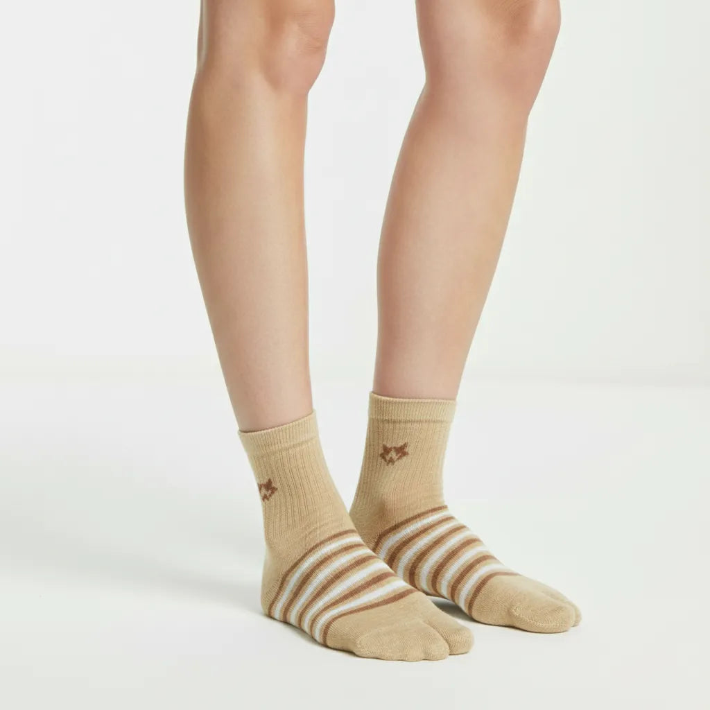 Women’s Striped Invisible Footie Socks – Tomboy Edition