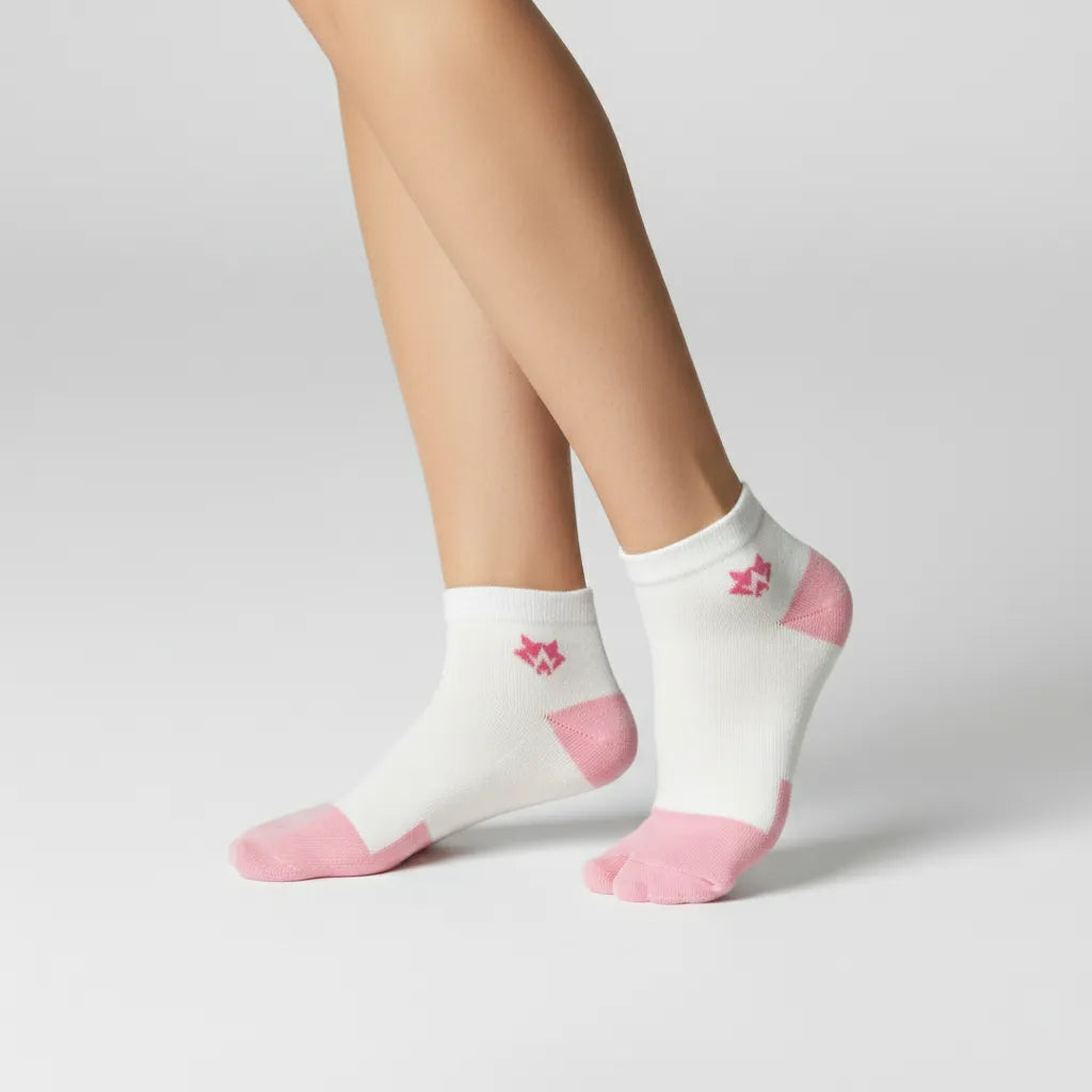 Signature Contrast Series: Premium Embroidered Ankle Socks